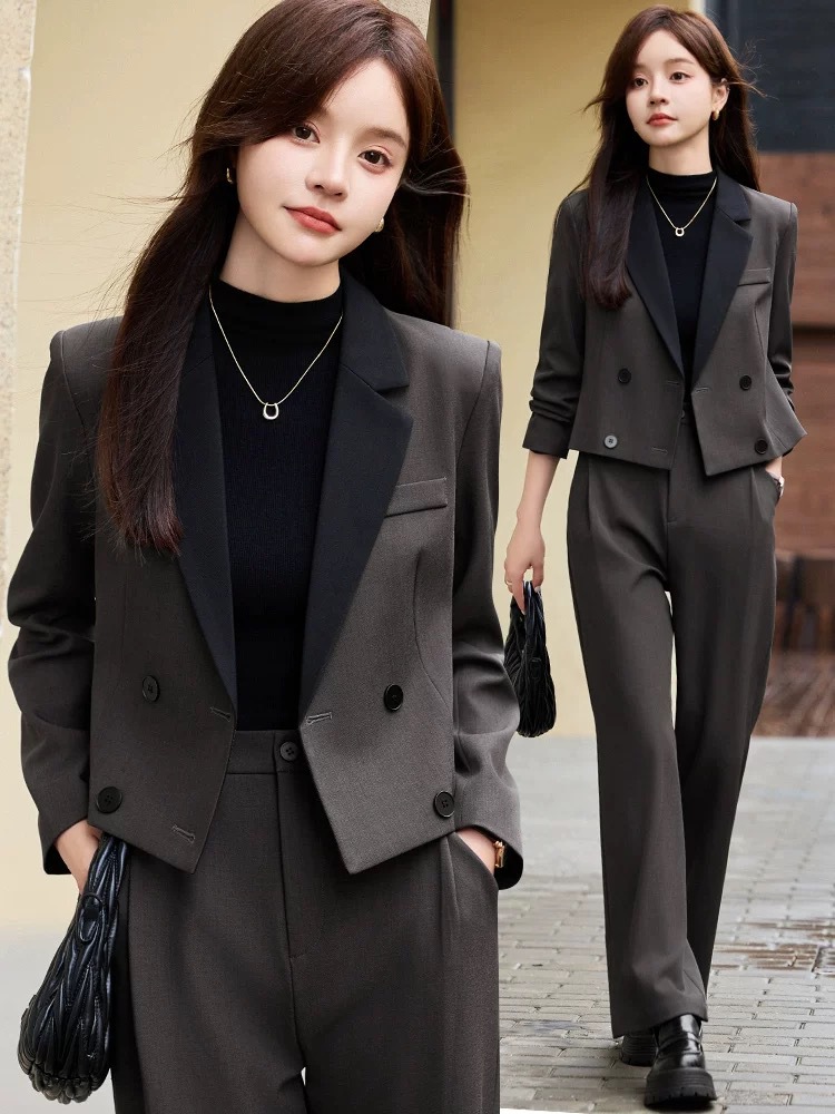 Women Formal Wear With Blazer - Gray short blazer for women, new