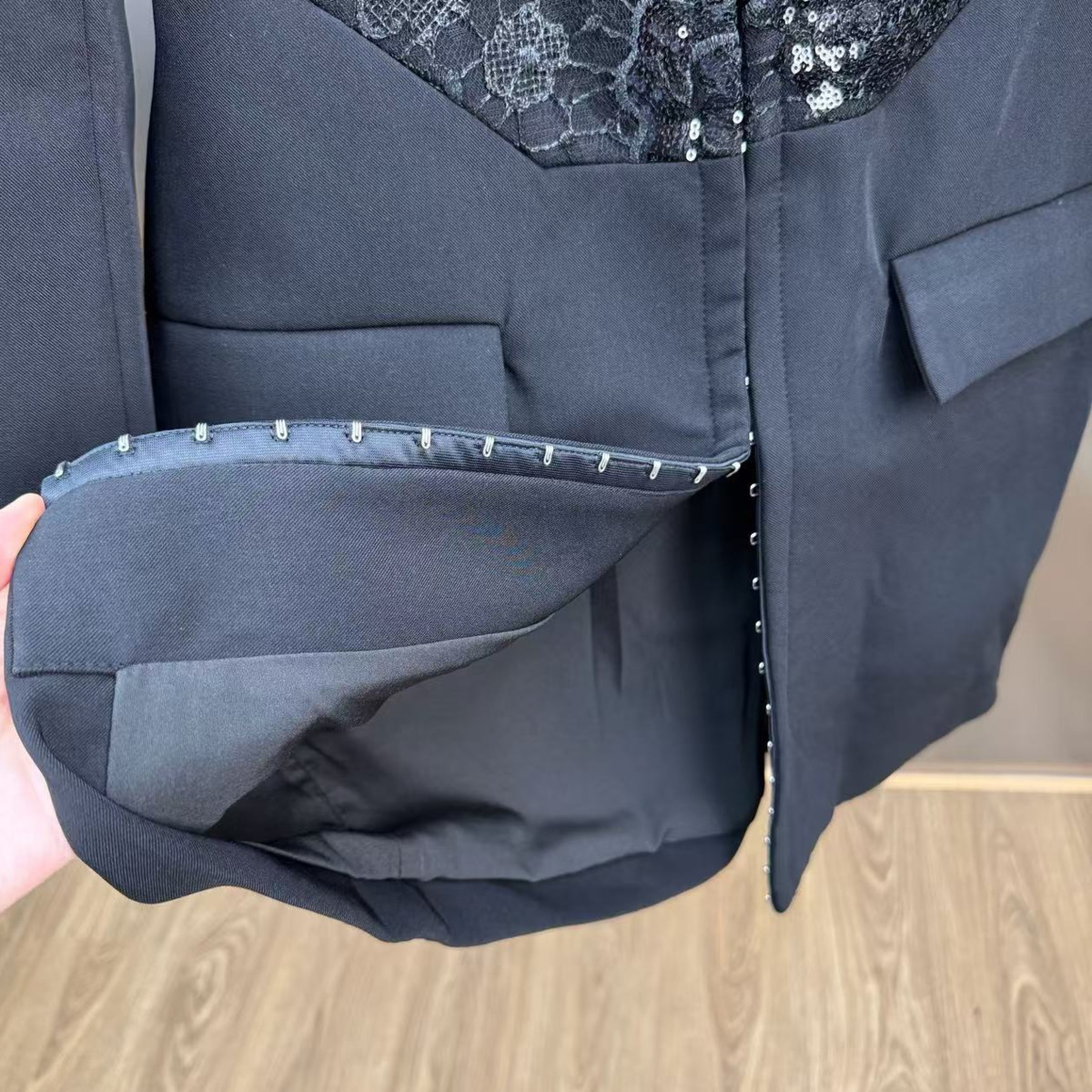 KT Elegant Lace Sequin Blazer  - đánh giá và giá Women Formal Wear With Blazer
